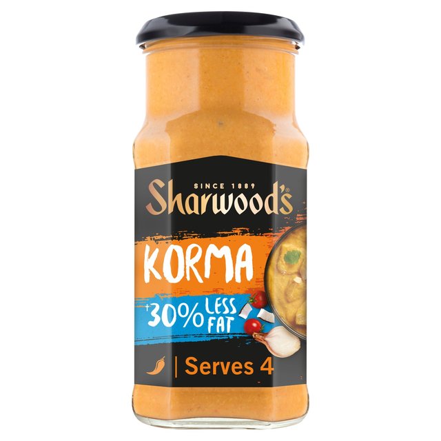 Sharwood’s Korma 30% Less Fat Cooking Sauce, 420g