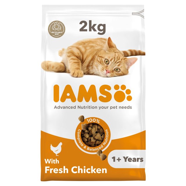 Iams for Vitality Adult Cat Food With Fresh Chicken, 2kg