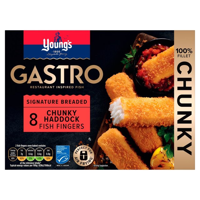 Young’s Gastro 8 MSC Signature Breaded Haddock Fish Fingers, 320g