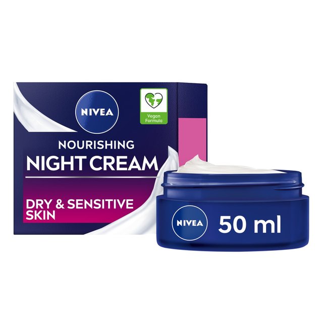 NIVEA Face Moisturiser Night Cream for Dry & Sensitive Skin