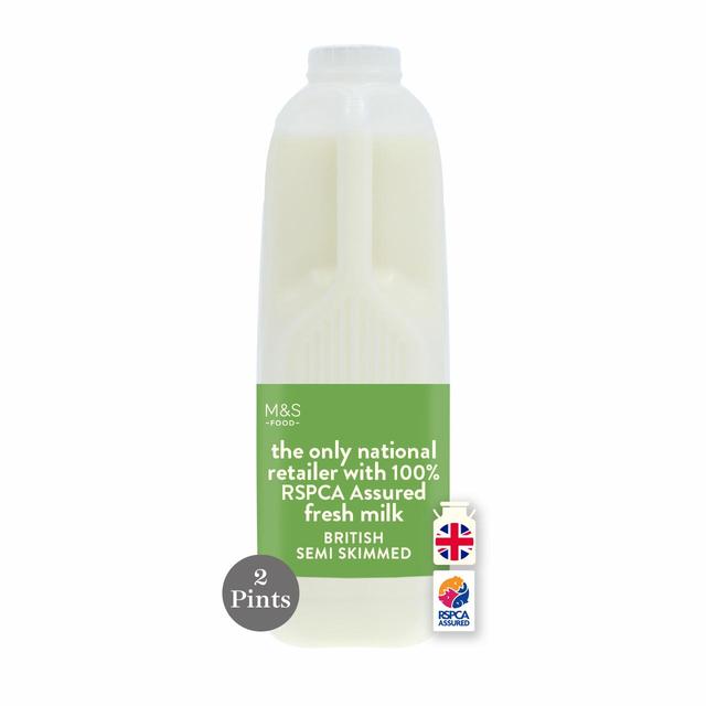 M & S Select Farms British Semi Skimmed Milk, 1.136l