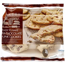 M&S 8 Milk Chocolate Chunk Cookies Frozen 560g