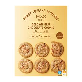 M&S Ready to Bake Belgian Milk Chocolate Cookie Dough 204g
