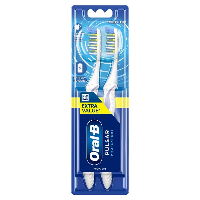 Oral-B Toothbrush Pro Expert Pulsar 35 Medium, 2 Per Pack