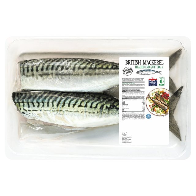 The Fish Market Headed and Gutted Mackerel, 260g, Typically: 300g