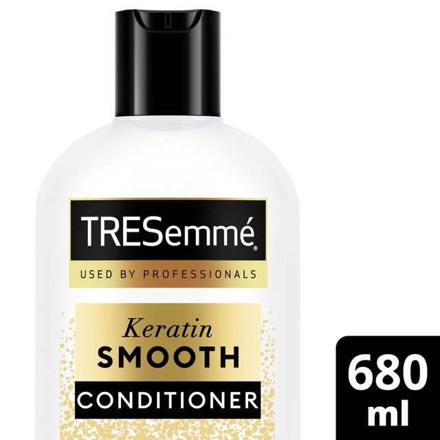 TRESemme Keratin Smooth Conditioner, 680ml