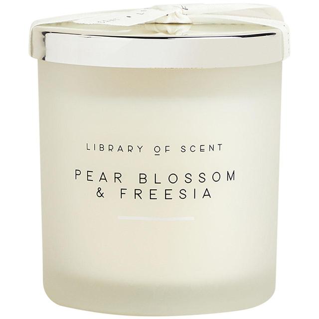 M & S Pear Blossom and Freesia Candle