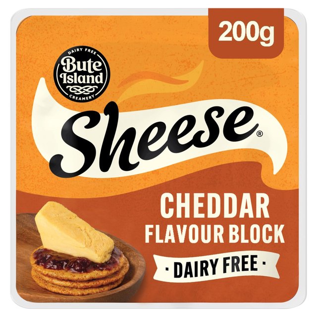Sheese Mature Cheddar Style, 200g