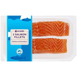 Ocado 2 Salmon Skinless Mid/Tail Fillets 240g