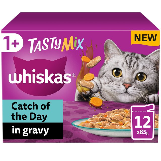 Mars Petcare Whiskas 1+ Adults Wet Cat Food Pouches Tasty Mix Fish Selection in Gravy, 12 x 85g