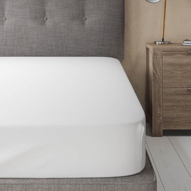 M & S Comfortably Cool Tencel Rich Fitted Sheet, King, White