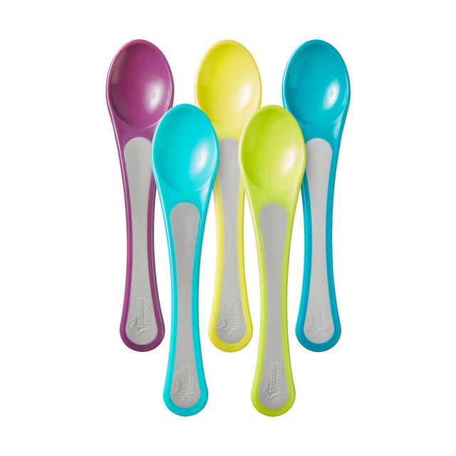 TOMMEE TIPPEE CUTLERY ESSENTIAL FEEDING SPOONS 6 PACK BPA FREE PINK OR BLUE